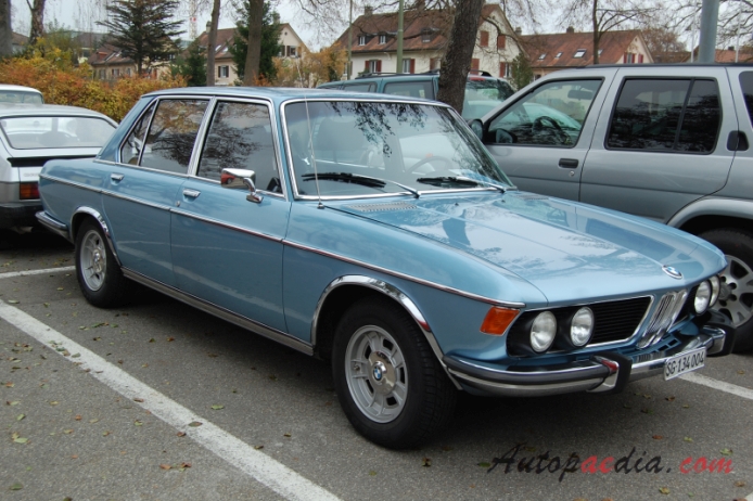BMW E3 (New Six) 1968-1977 (1973 3.0Si sedan 4d), right front view