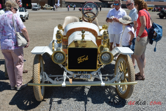 Ford Model T 1908-1927 (1912 speedster), przód