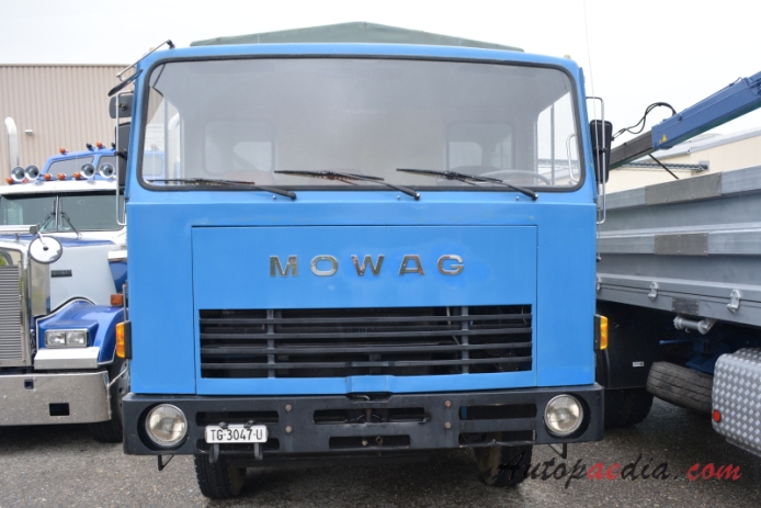 Mowag M8TK Brücke 1975 (8x4 flatbed truck), left front view