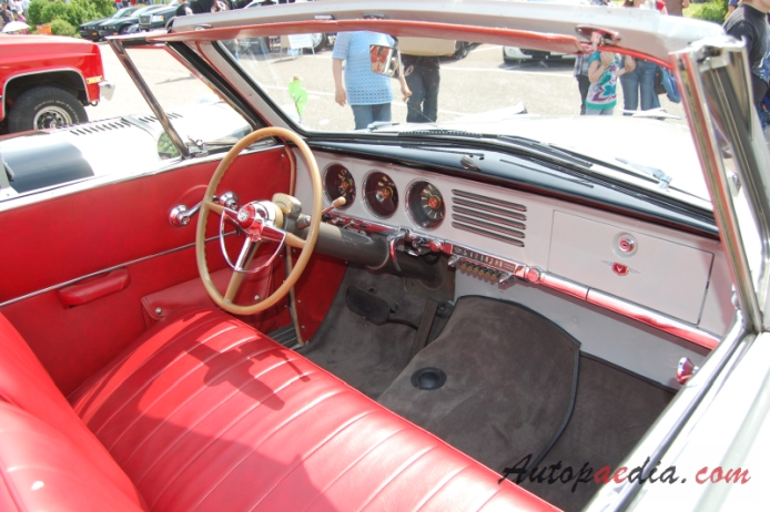 Studebaker Commander 1937-1958 (1951 V8 cabriolet 2d), interior