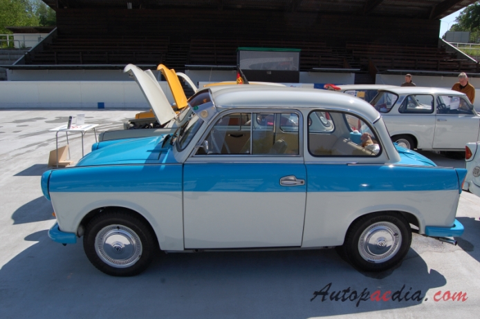Trabant P50 1957-1962 (1959-1962 limuzyna 2d), lewy bok